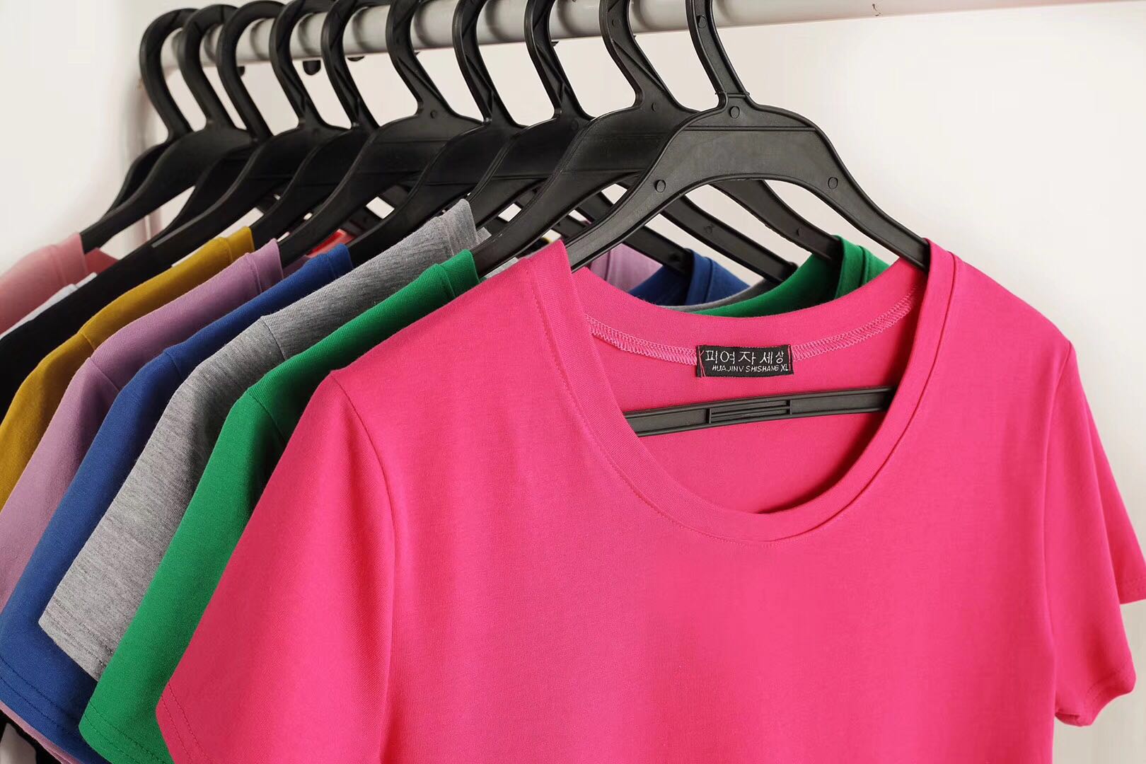 https://www.business-in-guangzhou.com/wp-content/uploads/2019/01/Wholesale-O-neck-T-shirts-from-China-Shirts-Manufacturer.jpg